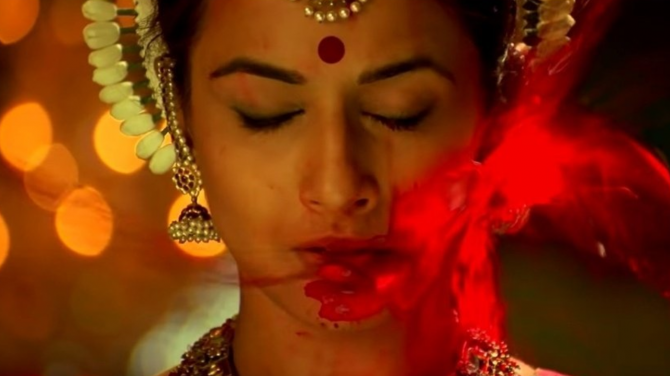 Mere Dholna from Bhool Bhulaiyaa